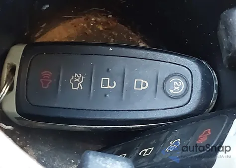 2018 Ford Focus Titanium from USA, damaged, VIN 1FADP3N22JL323402